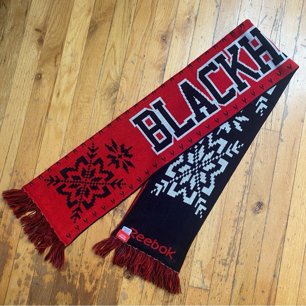 NWOT Reebok "Blackhawks" Scarf/NHL/Chicago Blackhawks/Hockey